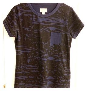 Converse One Star shirt